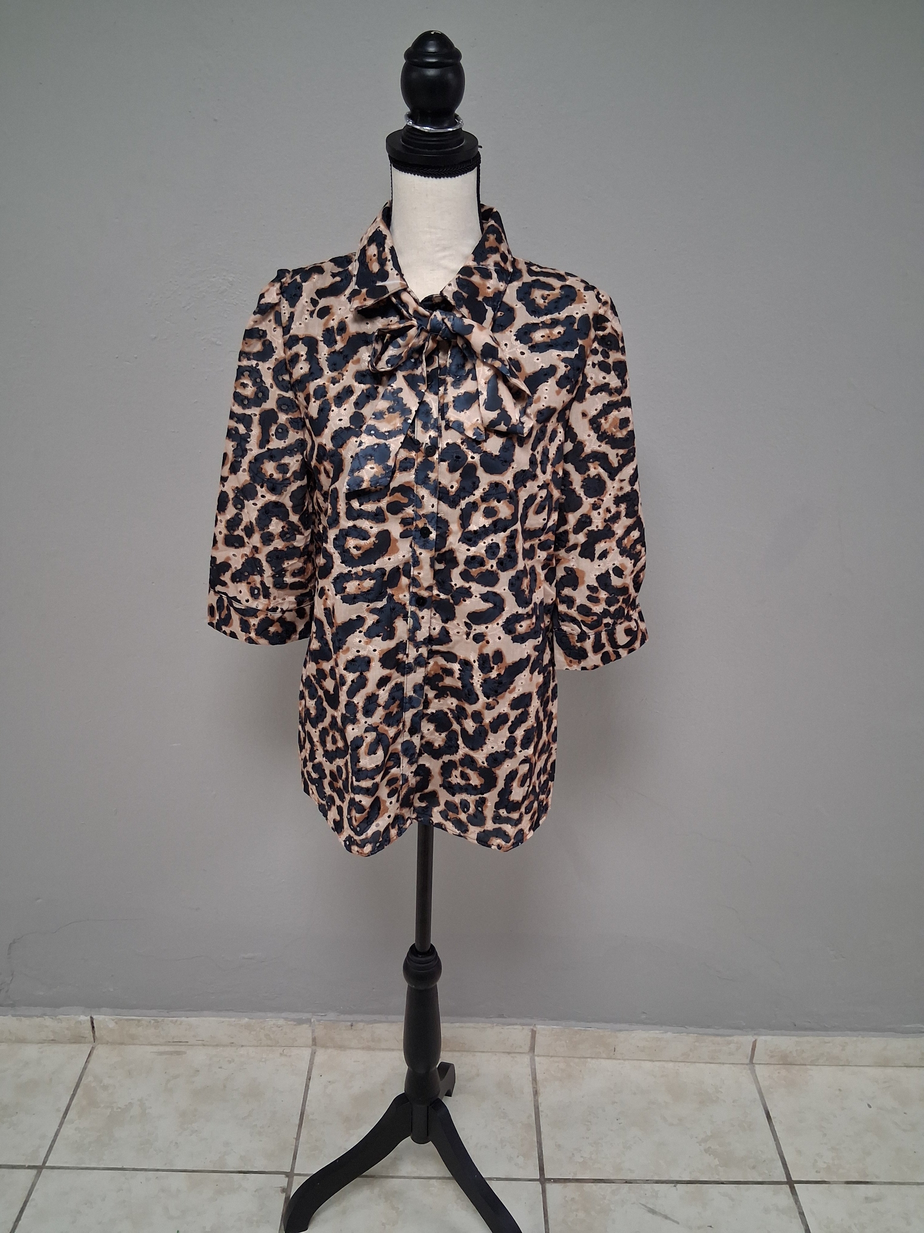 Blusa leopardo